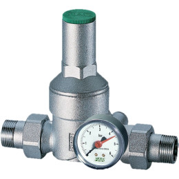Редуктор 1 1/2", НР-НР, с манометром, хромированный FAR